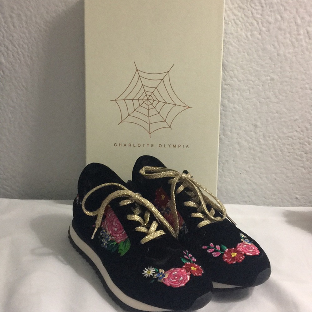 Charlotte Olympia - Work It Trainer in Rose Garden
